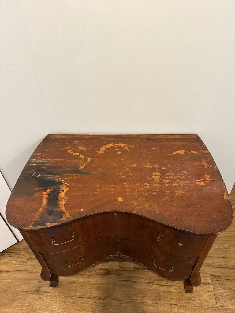 Vintage wooden chest of drawers with curved front - image 2 of 4