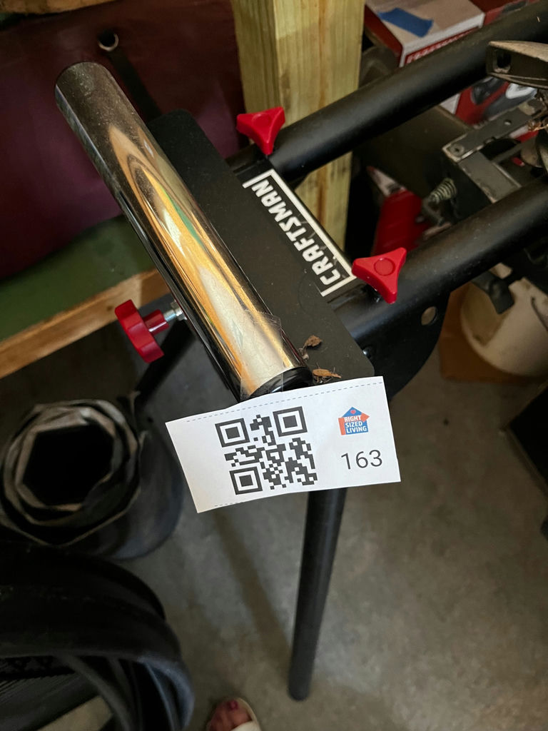 Adjustable chrome roller on a stand - image 1 of 2