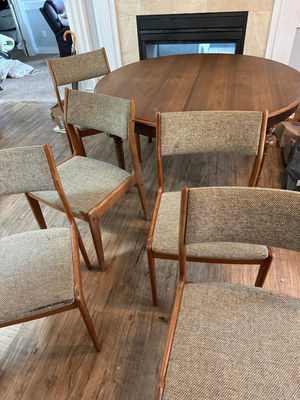 Round wooden dining table with upholstered chairs - Image 1 of 8