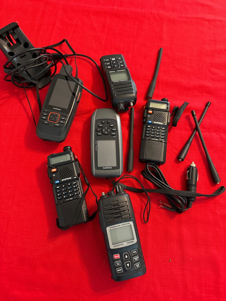 Handheld radios and GPS devices with accessories - image 1 of 5
