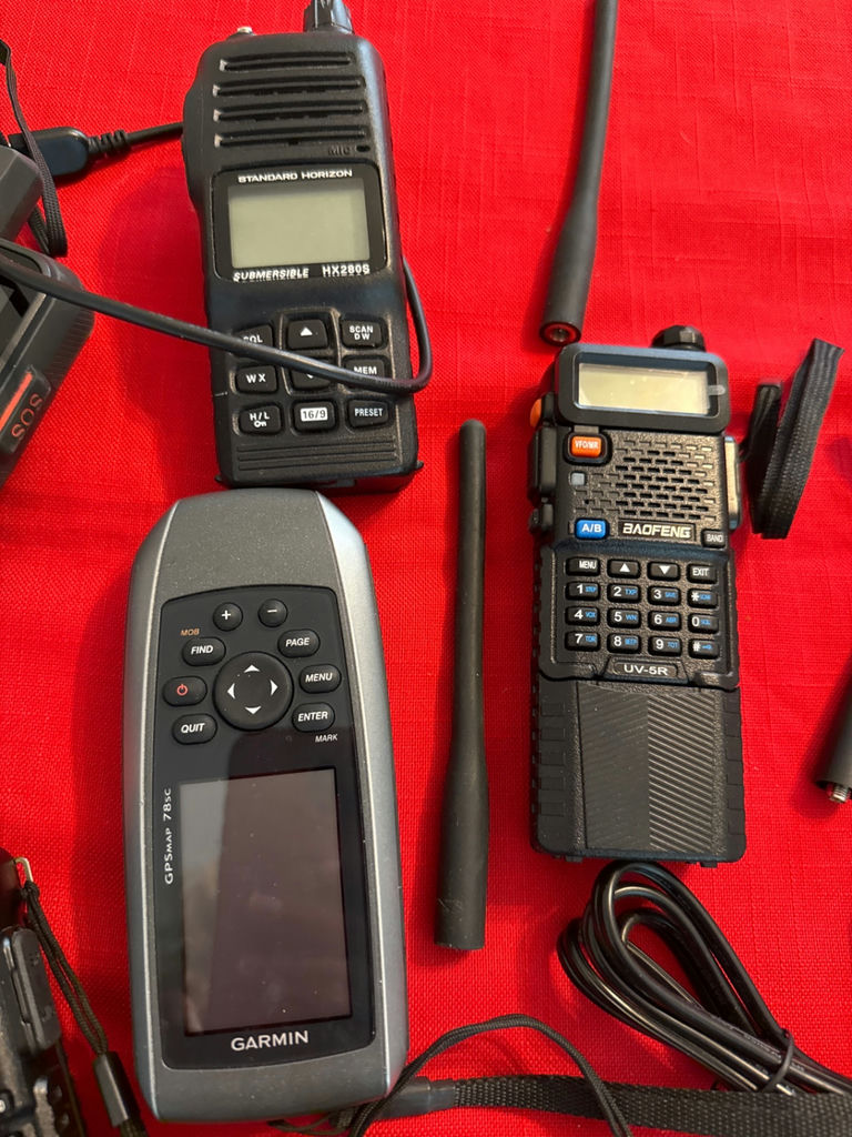 Handheld radios and GPS devices with accessories - image 4 of 5