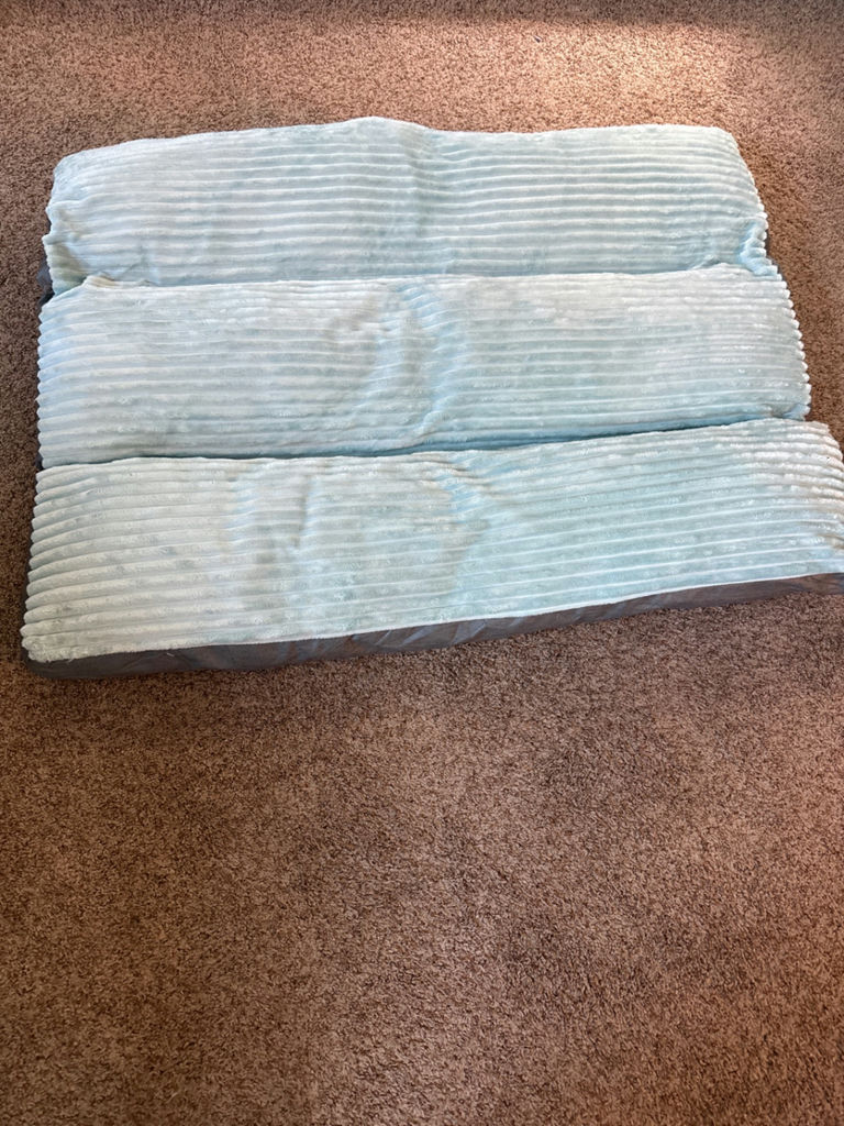 Dog bed - image 2 of 2