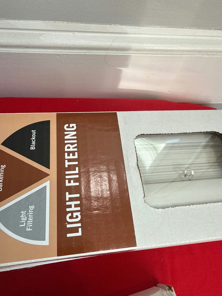 Cordless vinyl window blinds (light-filtering - image 3 of 3