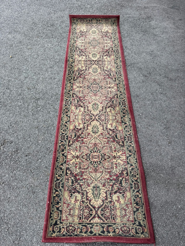 Oriental-style runner rug - image 2 of 6