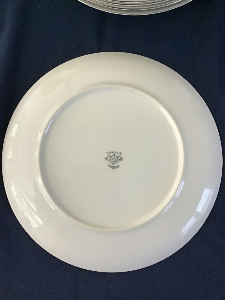 7 Porcelain plates with pink rose floral pattern - image 2 of 2