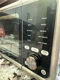 Ninja countertop oven with air fryer functions - thumbnail 3 of 4