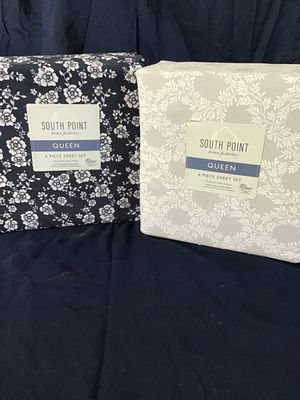 Queen 6-Piece Floral Sheet Sets - Image 1 of 3