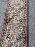 Oriental-style runner rug - thumbnail 4 of 6