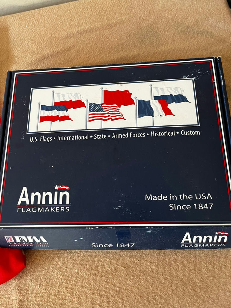 4x6 ft Nylon U.S. Flag in Annin Flagmakers Box and flag scarf - image 2 of 4