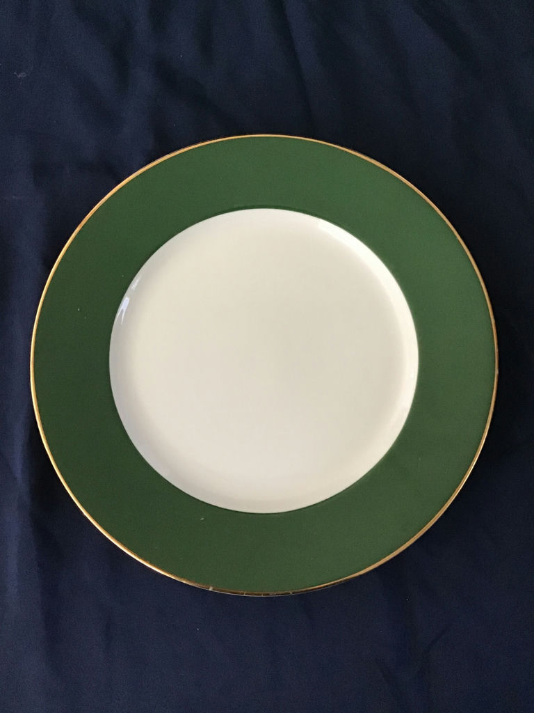 11 dinner plates: Crate & Barrel green-rimmed plates - image 2 of 2