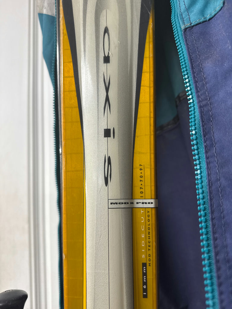 Ski equipment set with skis, poles, bindings, and bag - image 4 of 6