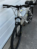 White Nishiki mountain bike with front suspension - thumbnail 3 of 5