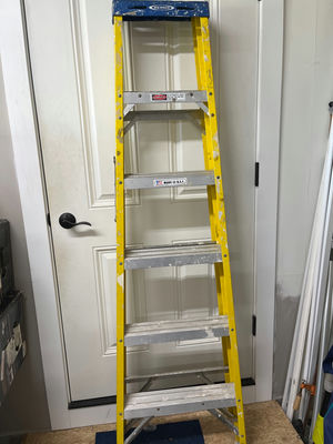 Werner yellow aluminum step ladder - Image 1 of 3