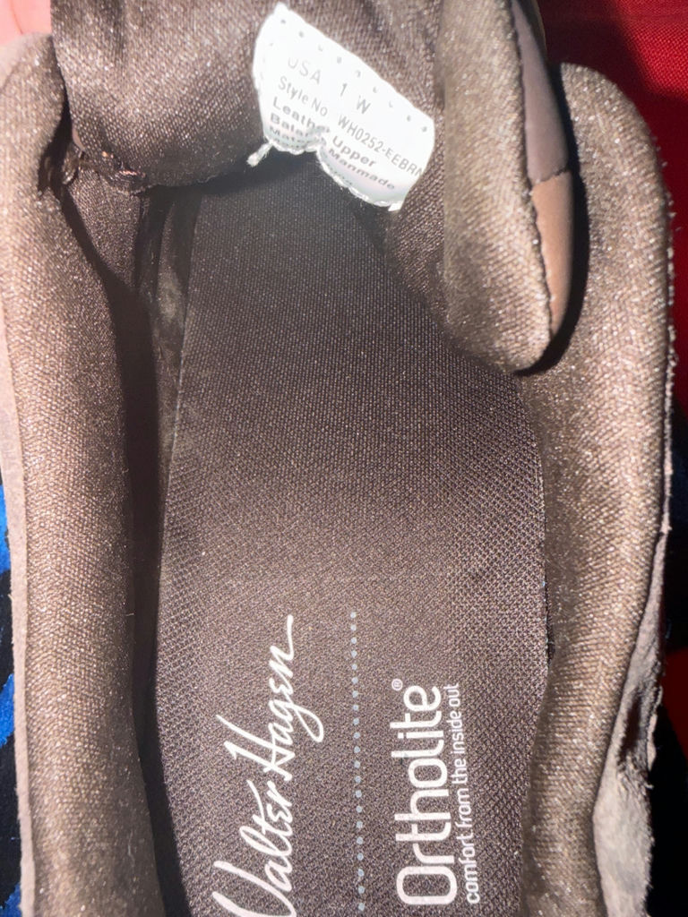 Brown Walter Hagen sneakers and athletic gear with bag - image 3 of 3