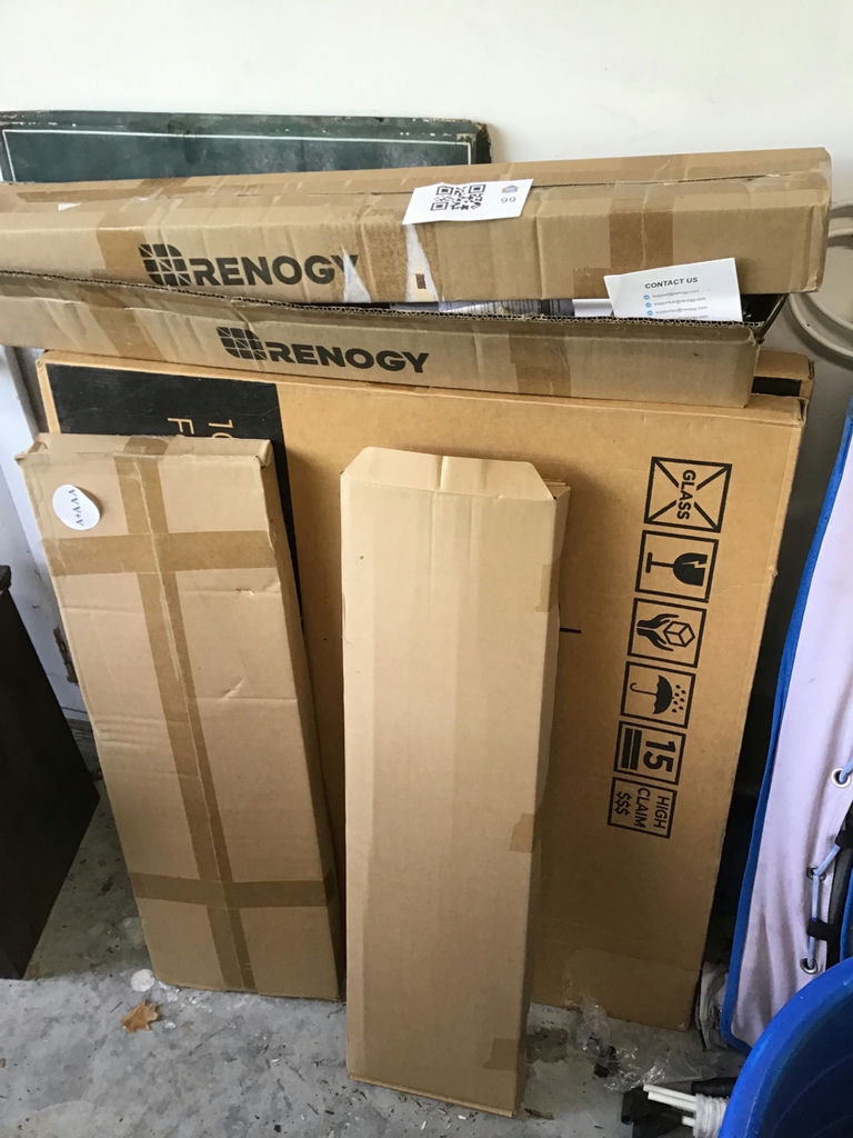 Renogy solar panels and packaging boxes - image 1 of 3