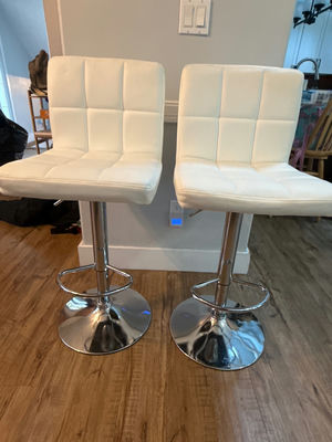 Pair of white tufted bar stools - Image 1 of 5