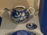 7pcs - Vintage Chinoiserie Teapot And Blue & White Dishes - F. Winkle & Co, Allerton's, Wedgwood Etc - thumbnail 4 of 7