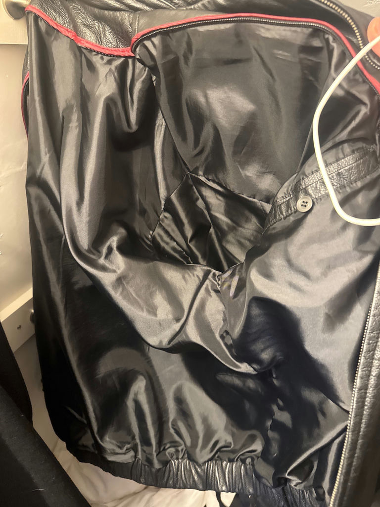 Men’s Leather Jacket Size M/L - image 3 of 5