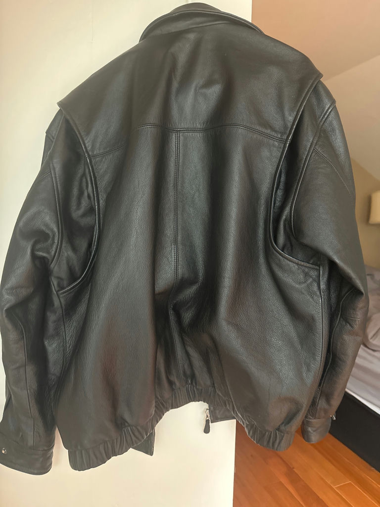 Men’s Leather Jacket Size M/L - image 2 of 5