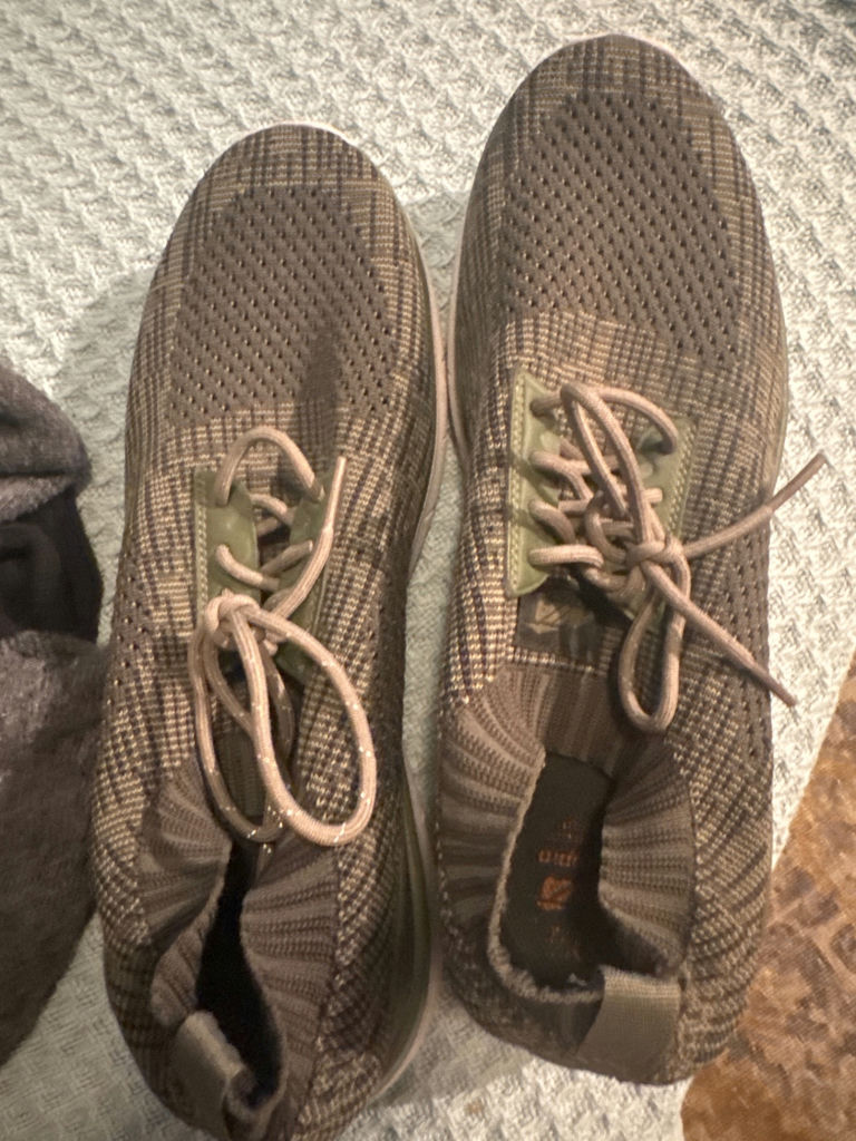 Bundle of Mens Shoes. Avia Water Shoes & Chacos (size 10/10.5) - image 1 of 3