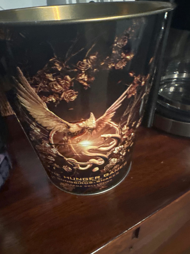 Collectible Movie Theater items - image 3 of 9