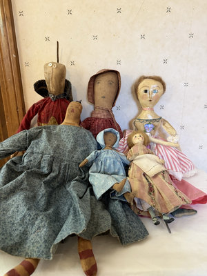 Six handmade vintage cloth dolls - Image 1 of 7