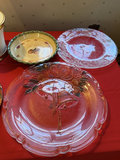 Christmas kitchen glassware and serving dishes - thumbnail 3 of 9