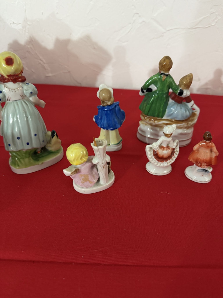 Patriotic porcelain figurines and star decor set - image 5 of 14
