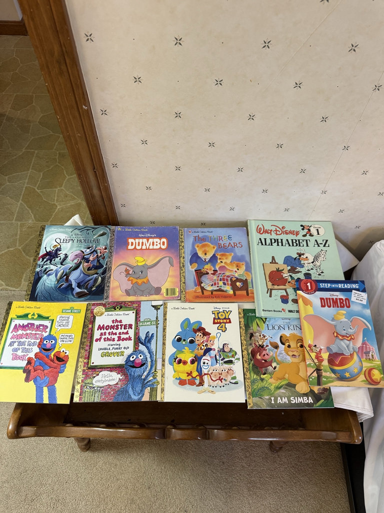 Children's Book Lot with Activity and Art Books - image 4 of 7