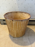 Six wicker baskets in assorted shapes and sizes - thumbnail 4 of 11