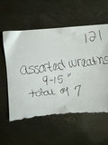 Assorted decorative wreaths - thumbnail 8 of 9