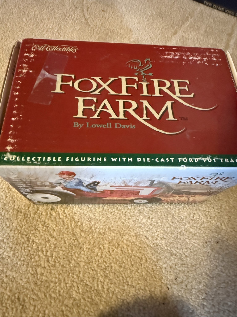 FoxFire Farm die-cast Ford tractor figurine - image 2 of 5