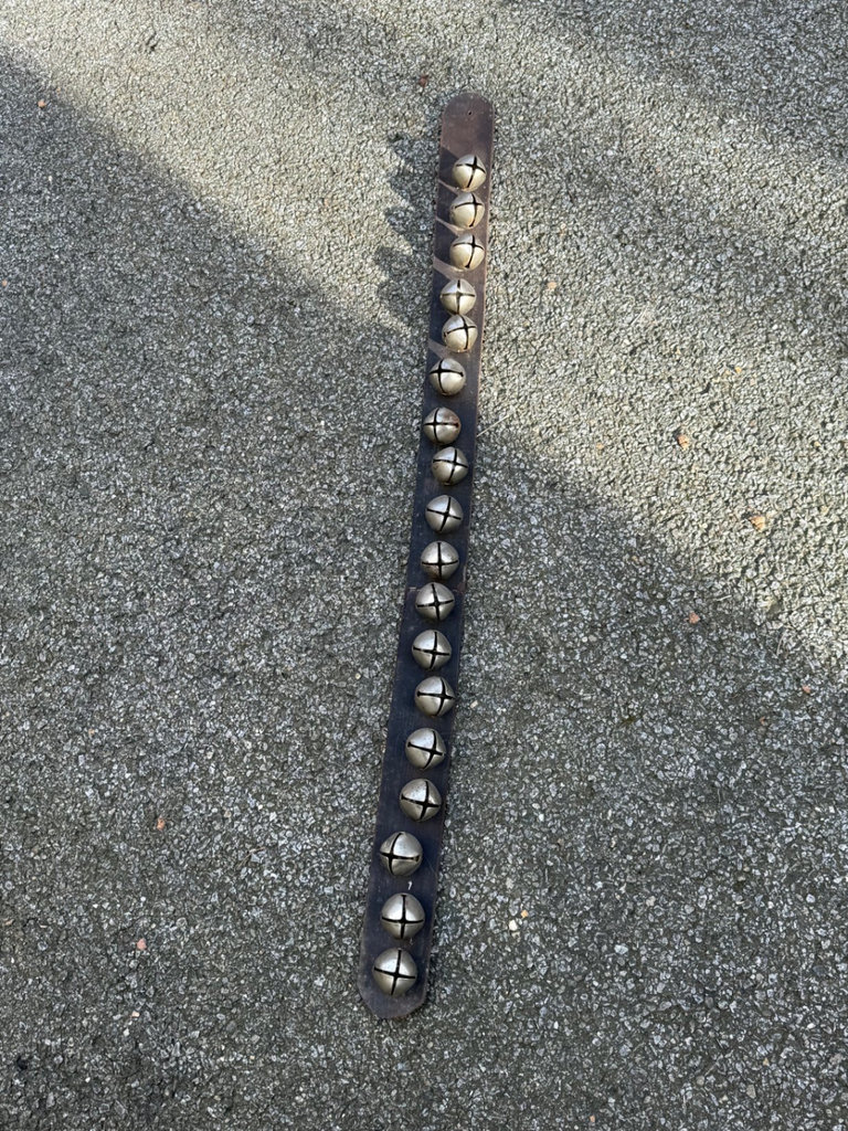 Vintage leather sleigh bell strap - image 2 of 5