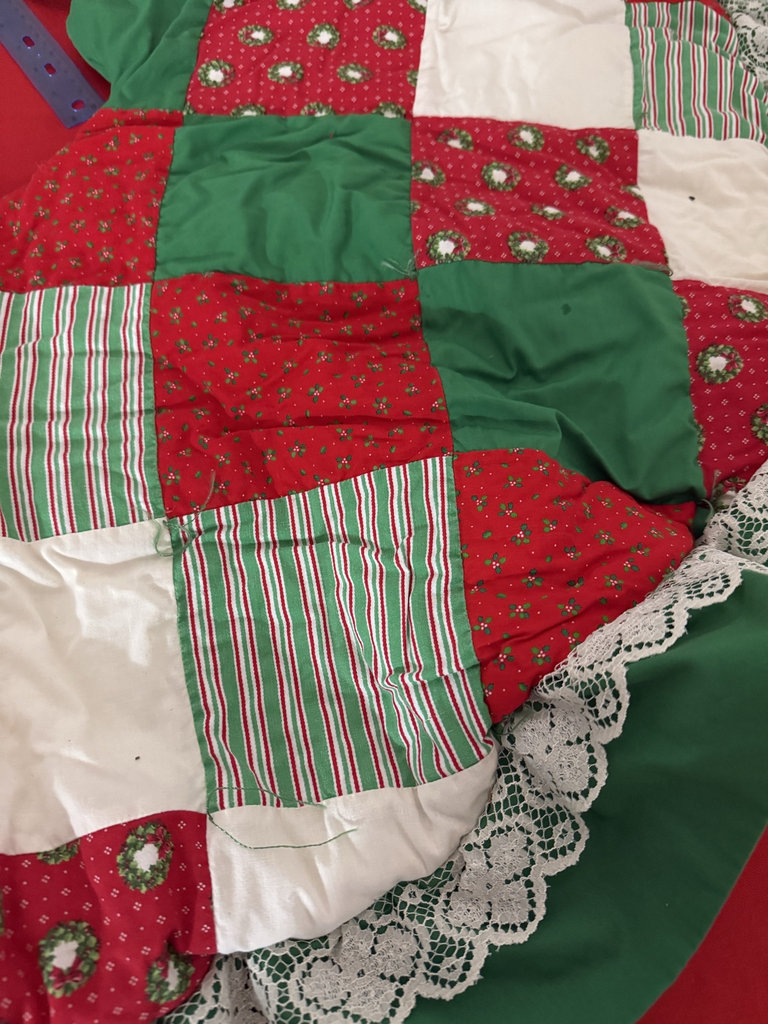 Christmas Patchwork Quilt with Stocking Panel - image 7 of 11