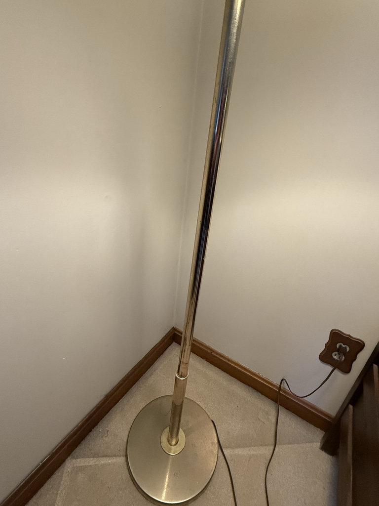 Brass floor lamp with white pleated shade - image 4 of 6