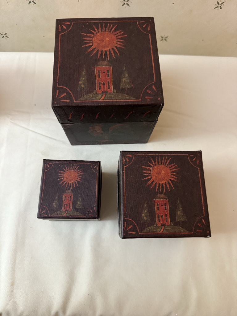 Rooster decor set with star wall art and decorative boxes - image 7 of 10