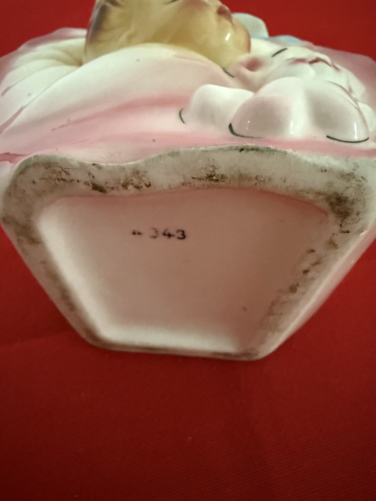 Vintage ceramic teapot and face-shaped decorative planter - image 8 of 10