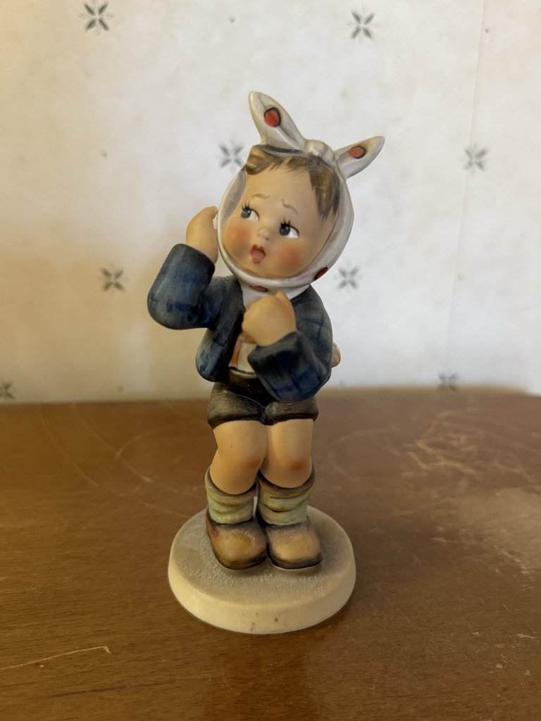 Goebel Hummel four-piece porcelain figurine set - image 6 of 12