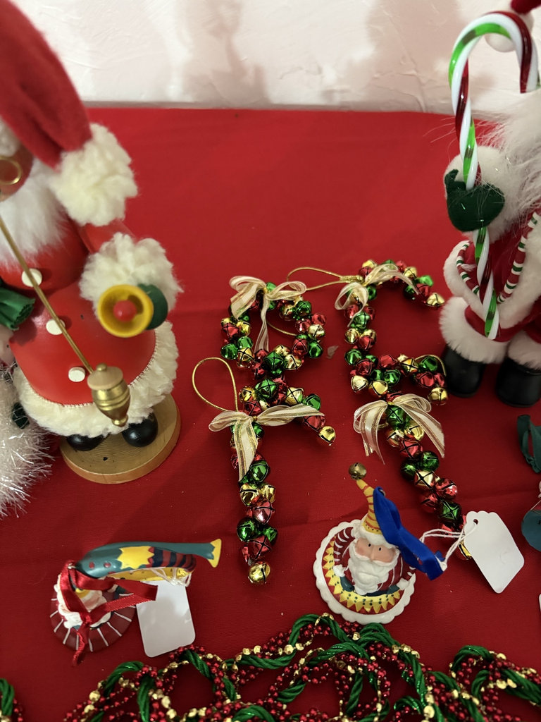Assorted Christmas ornaments and figurines - image 2 of 10