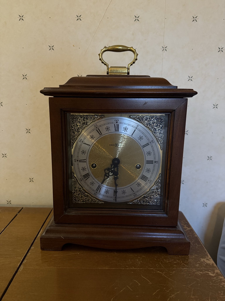 Howard Miller mantel clock with brass dial - image 2 of 10