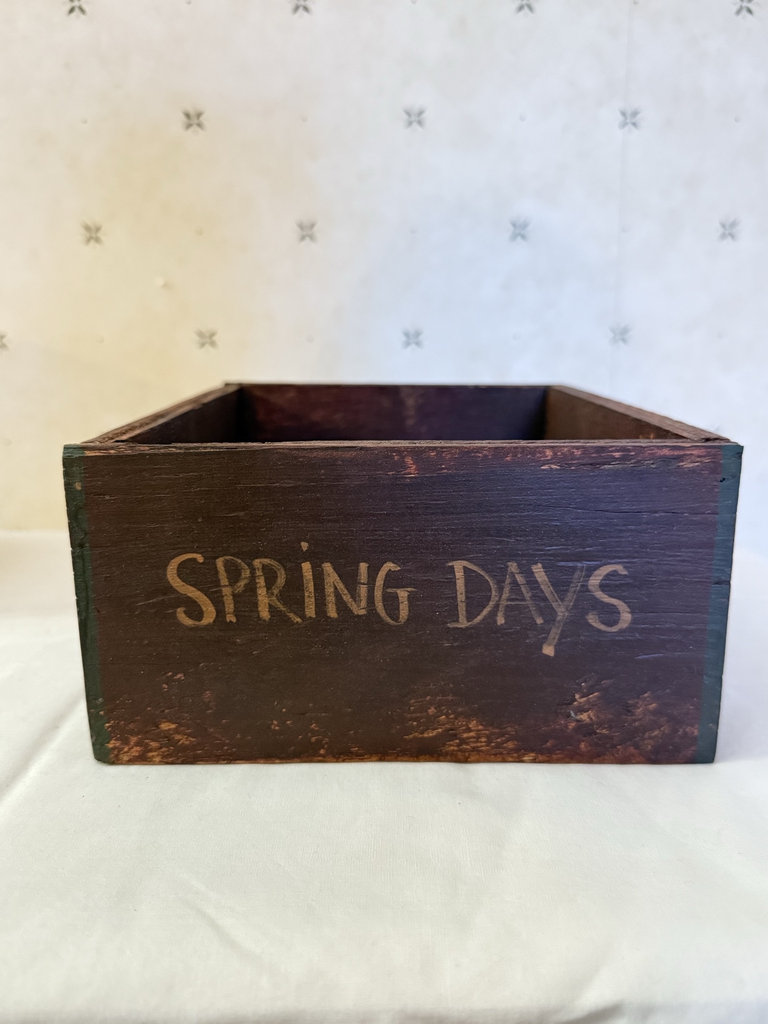 Vintage wooden boxes with bear and bunny illustrations - image 8 of 10