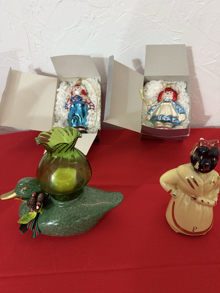 Assorted vintage Christmas ornaments and figurines - image 1 of 8