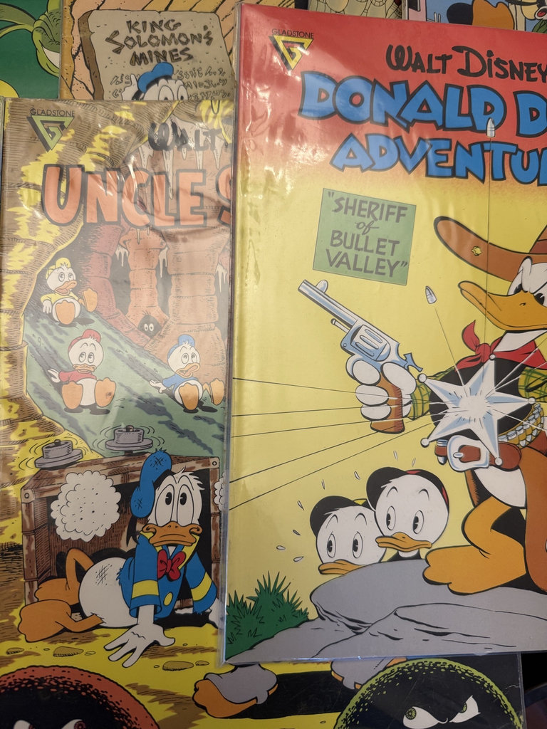 Collection of Disney and Looney Tunes Comic Books - image 2 of 7