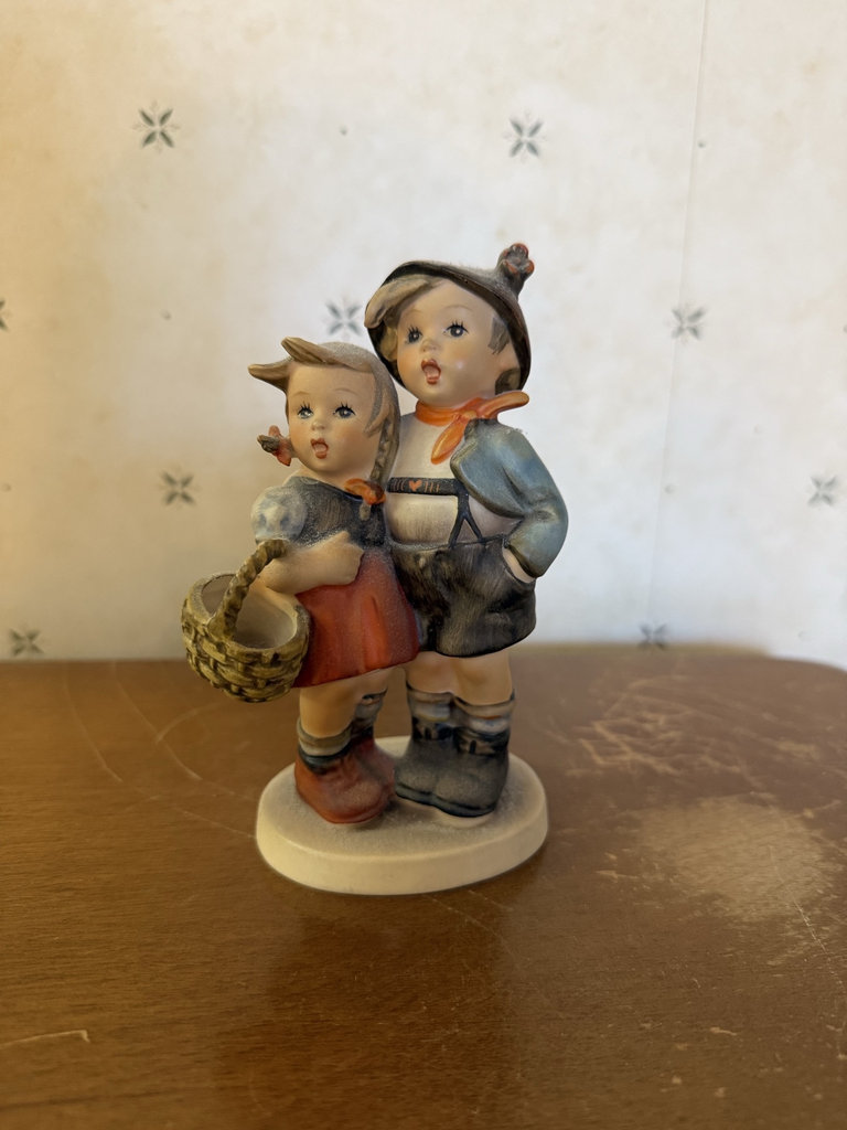 Hummel figurine set: Meditation, Sister, Surprise, and Weary Wanderer - image 6 of 11