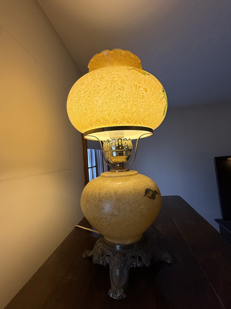 Floral ceramic table lamp with ornate metal base - image 3 of 4