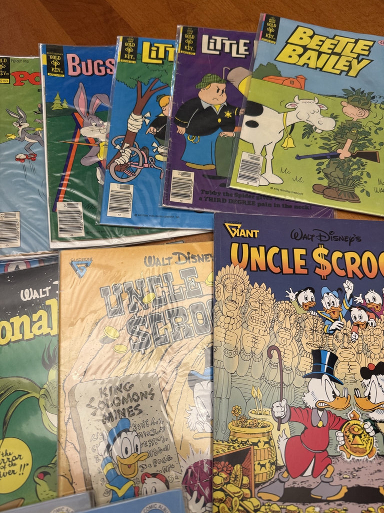 Collection of Disney and Looney Tunes Comic Books - image 4 of 7