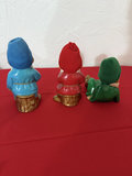 Set of three vintage gnome figurines - thumbnail 5 of 8