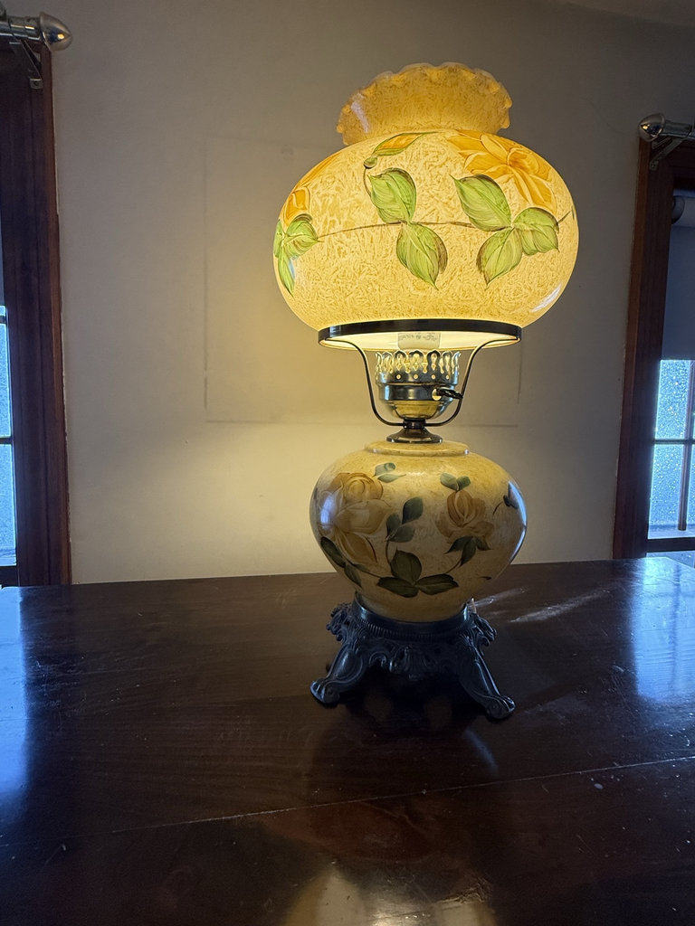 Floral ceramic table lamp with ornate metal base - image 2 of 4