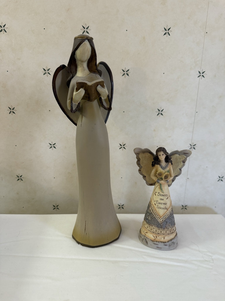 Christmas angel decor with decorative boxes and figurines - image 4 of 6