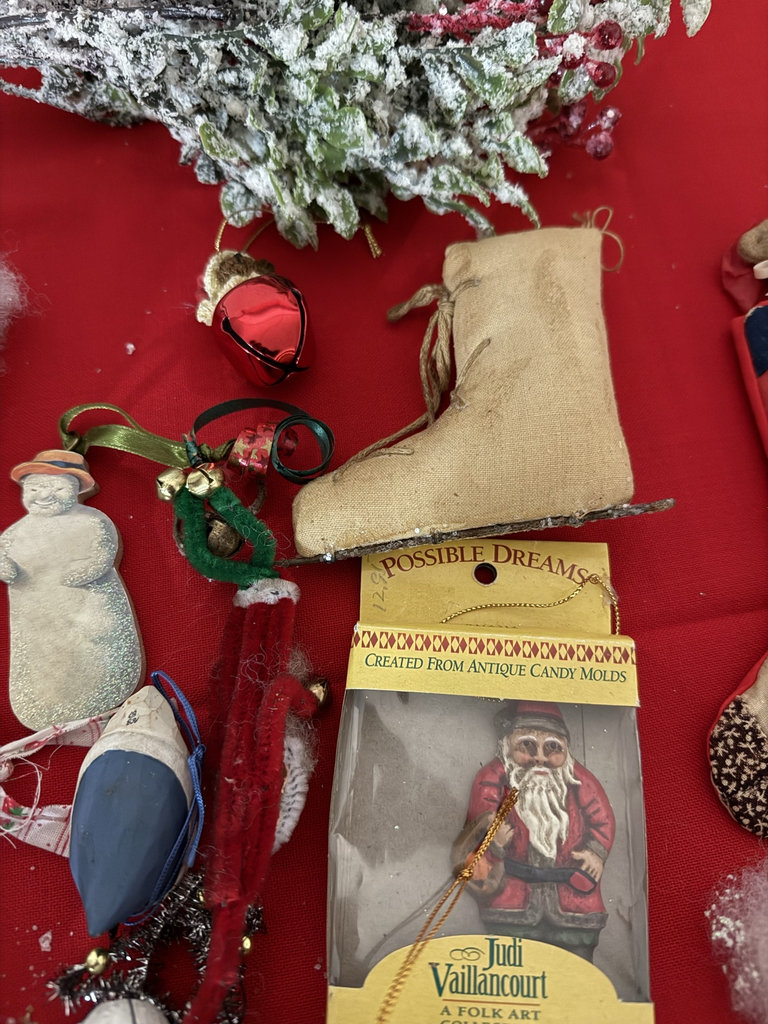 Assorted Christmas ornaments and holiday decor - image 4 of 11